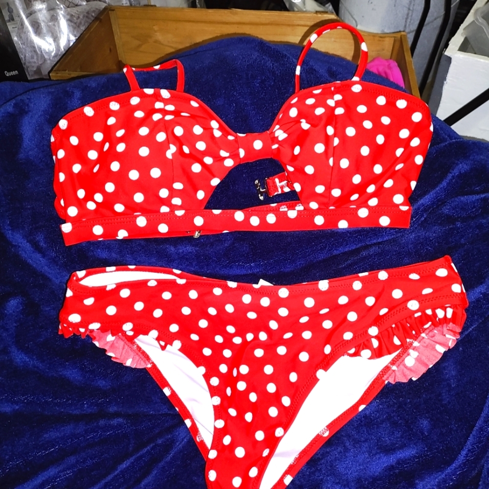 Bathing suit